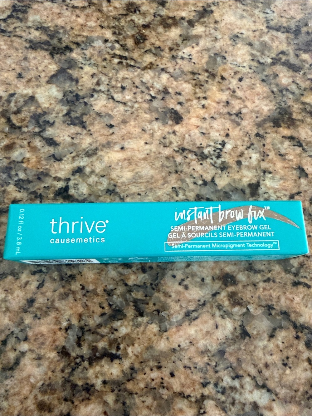 Thrive Causemetics Instant Brow Fix Semi-Permanent Eyebrow Gel - Blanka - Picture 3 of 3